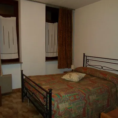 Leon D'oro 2* Dogliani